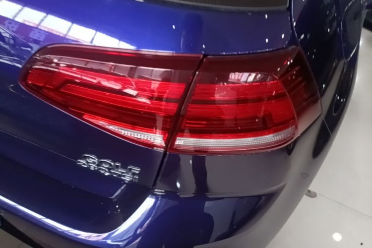 Volkswagen Golf 2019 #8 Volkswagen Golf 2019 car image #8