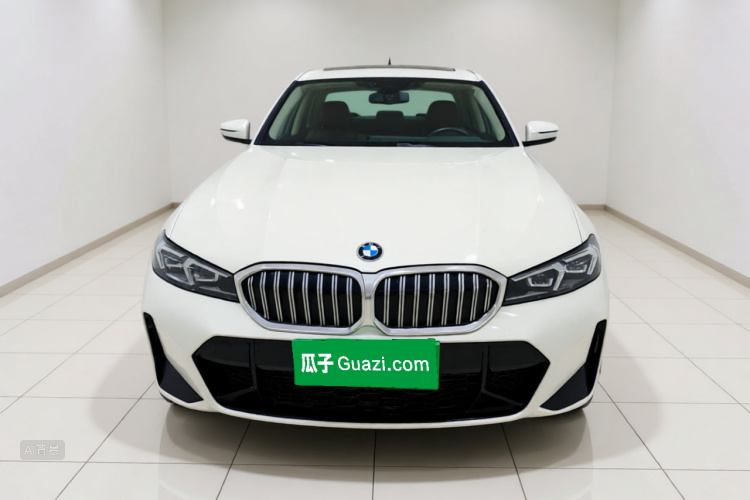 BMW 3 Series 2023 car image #3