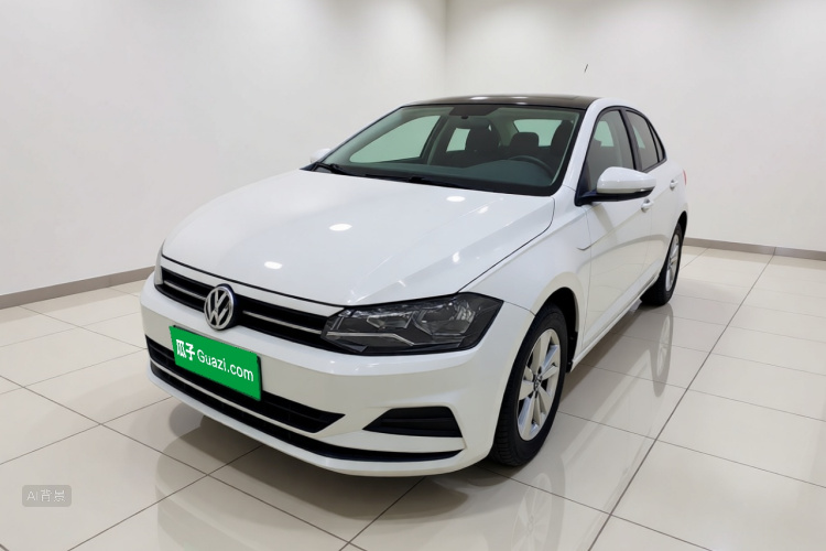 Volkswagen Polo 2021 car image #2