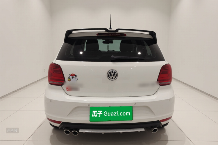 Volkswagen Polo 2015 car image #6