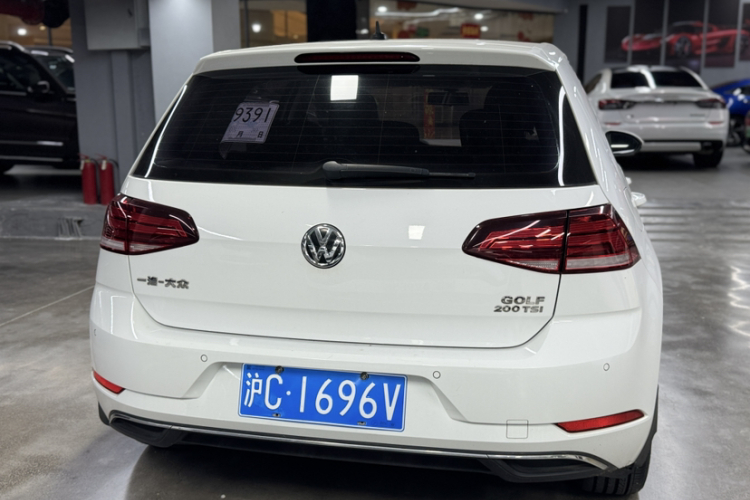 Volkswagen Golf 2020 #6 Volkswagen Golf 2020 car image #6