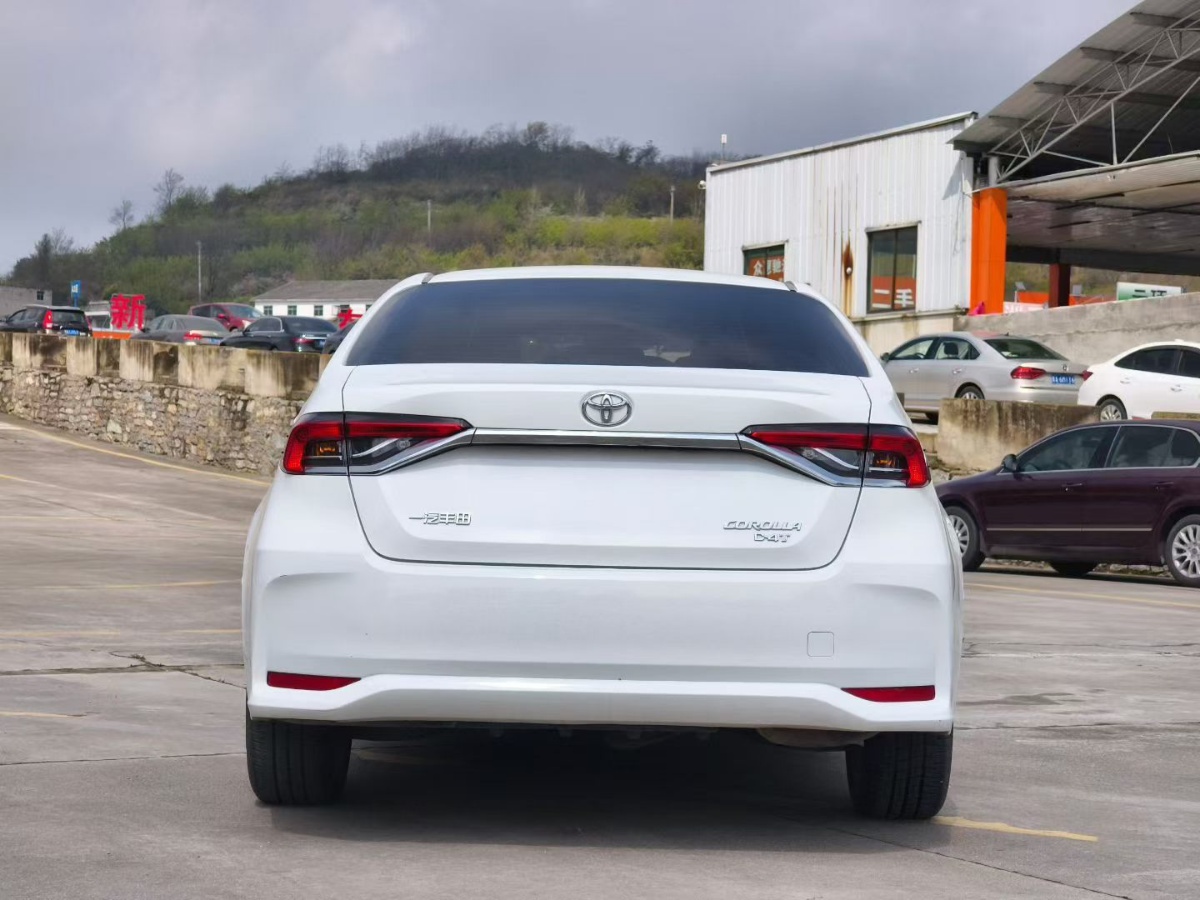 Toyota Corolla 2023 car image #8