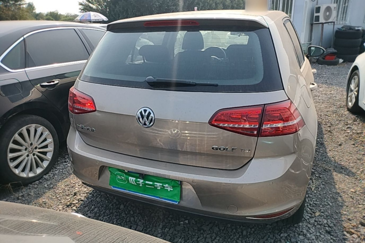 Volkswagen Golf 2016 car image #6