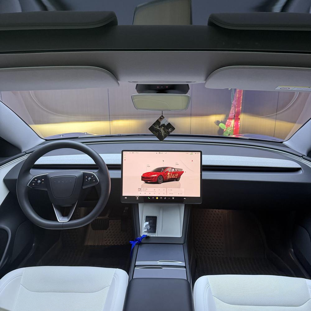 Tesla Model 3 2024 #10 Tesla Model 3 2024 car image #10