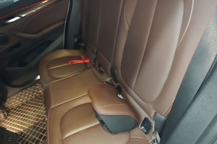BMW X1 2019 #17 BMW X1 2019 car image #17