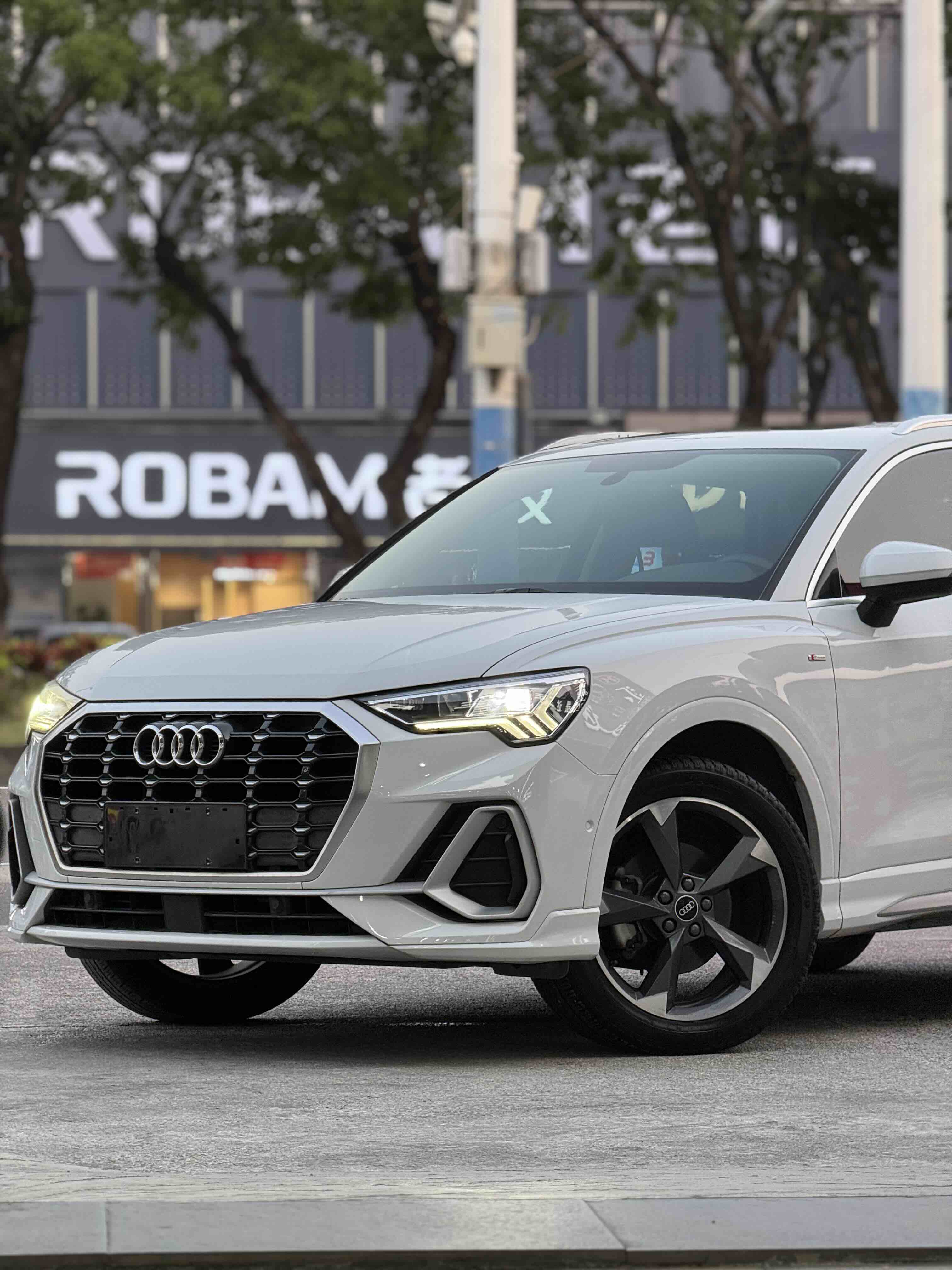Audi Q3 2021 #4 Audi Q3 2021 car image #4