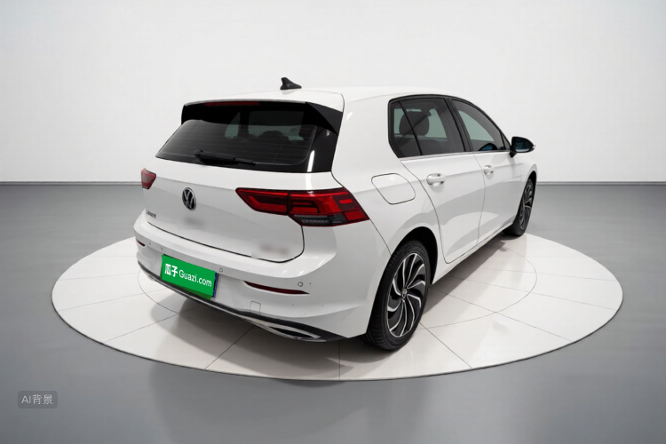 Volkswagen Golf 2024 car image #7
