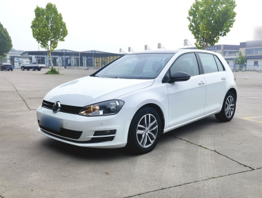 Volkswagen Golf 2017 car image 
