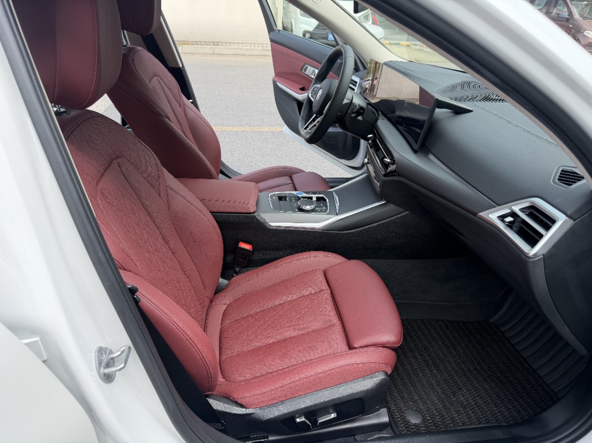 BMW i3 2025 #9 BMW i3 2025 car image #9