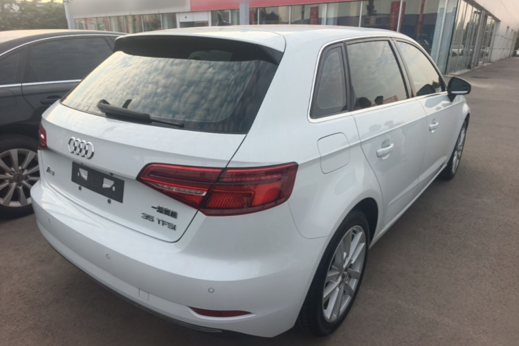 Audi A3 2020 car image #7