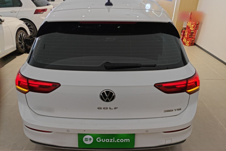 Volkswagen Golf 2024 car image #6