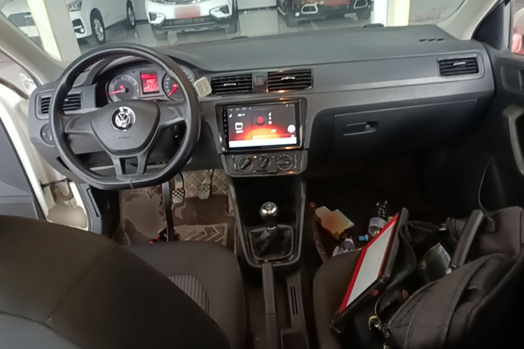 Volkswagen Santana 2018 car image #10