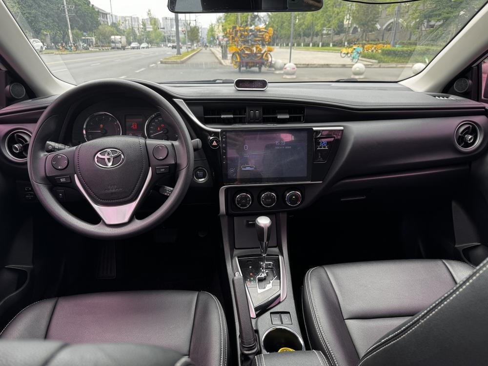 Toyota Corolla 2018 immagine di auto #6