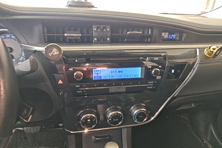 Toyota Corolla 2016 car image #17