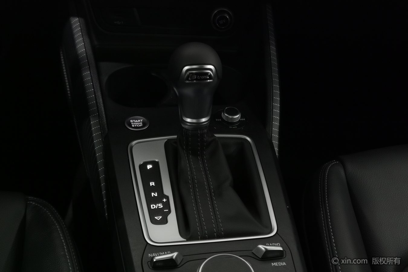 Audi Q2L 2024 #14 Audi Q2L 2024 car image #14