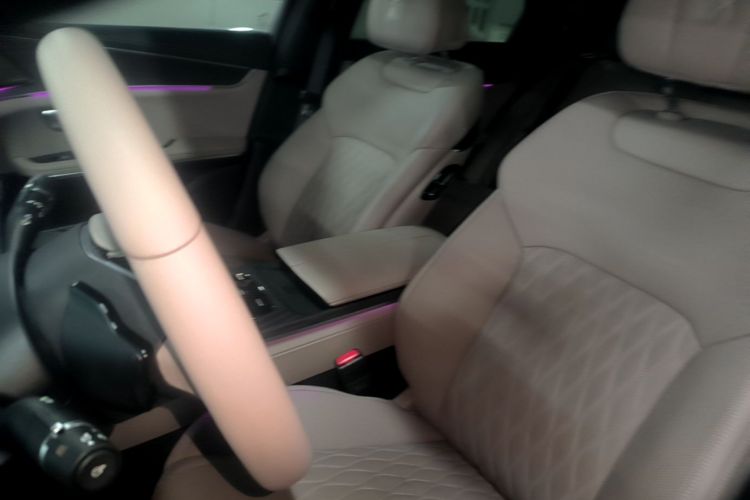 BYD Han 2025 imagem de carro #15