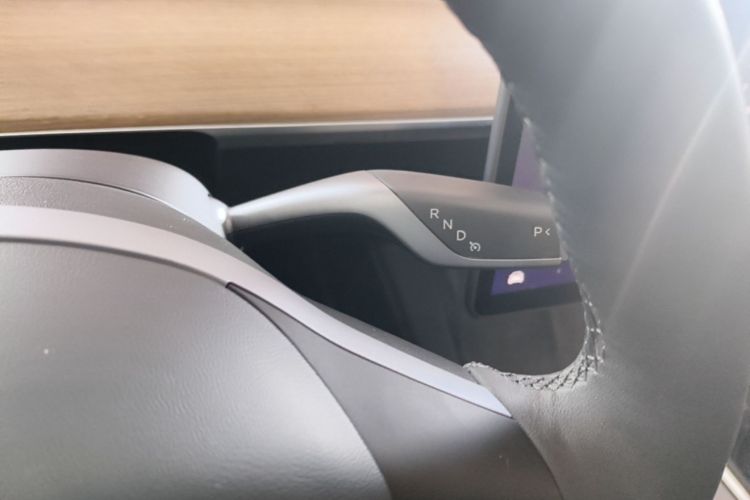 Tesla Model 3 2021 car image #14