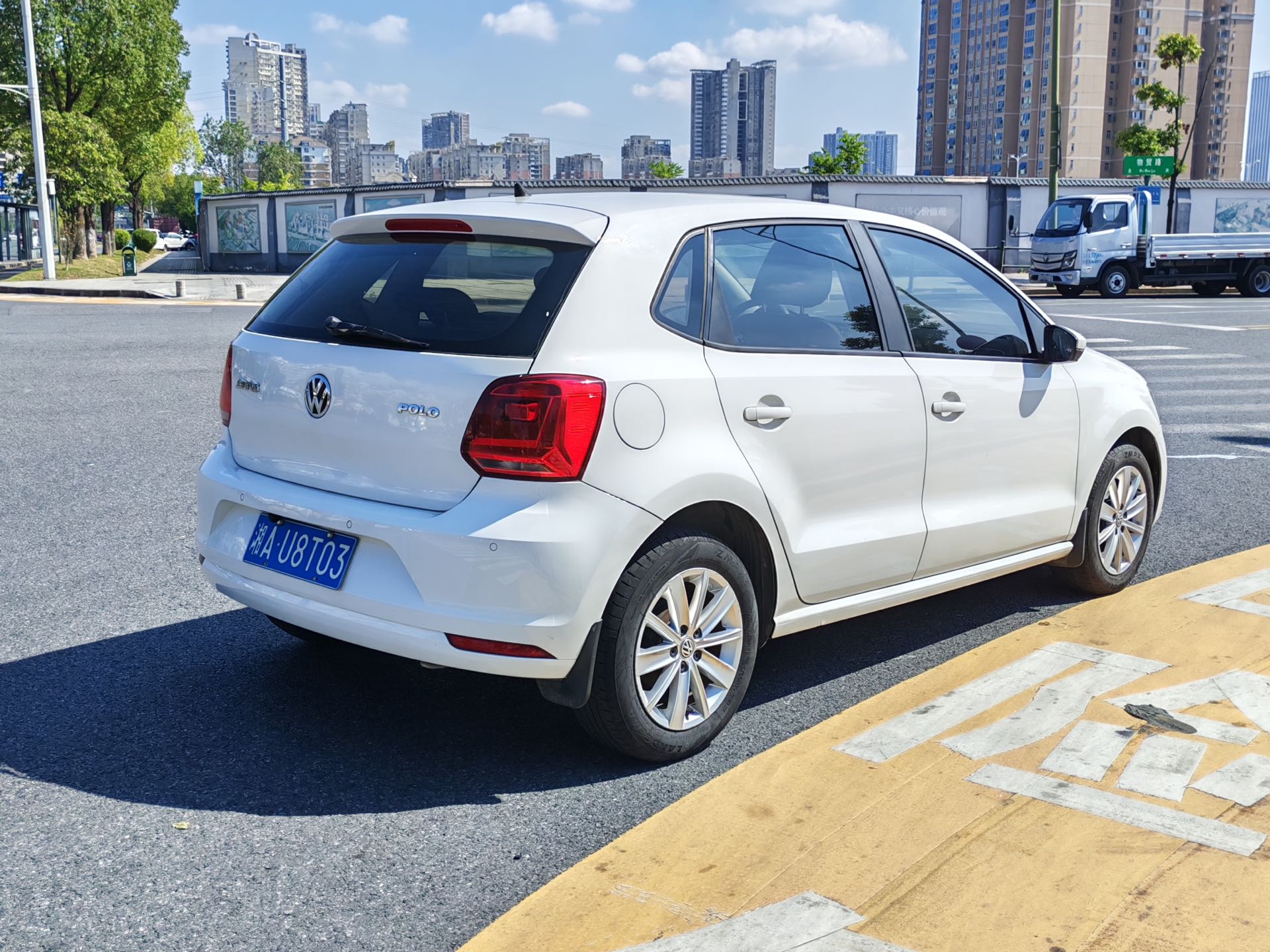 Volkswagen Polo 2015 #4 Volkswagen Polo 2015 car image #4