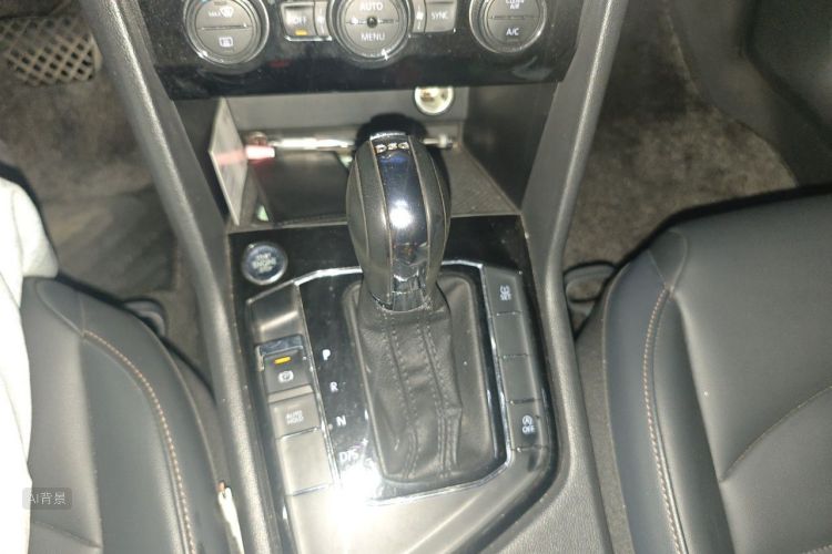 Volkswagen Tharu 2019 car image #16