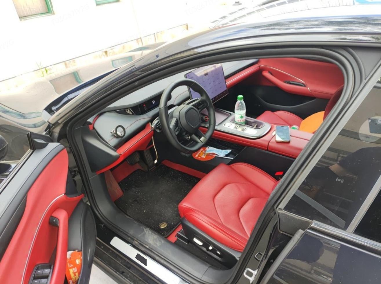 MI SU7 2025 car image #4