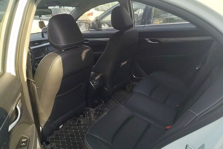 GEELY Emgrand 2020 #19 GEELY Emgrand 2020 car image #19