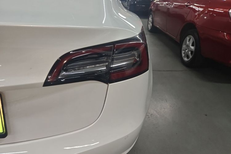 Tesla Model 3 2020 car image #8