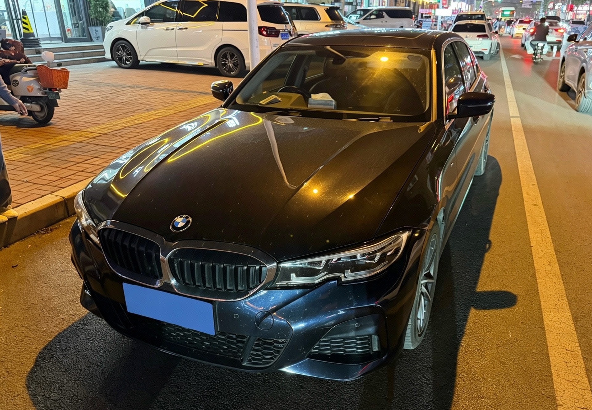 BMW 3 Series 2020 immagine di auto 