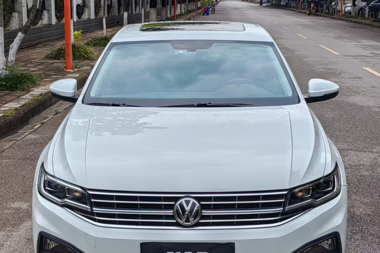 Volkswagen Bora 2020 car image #5