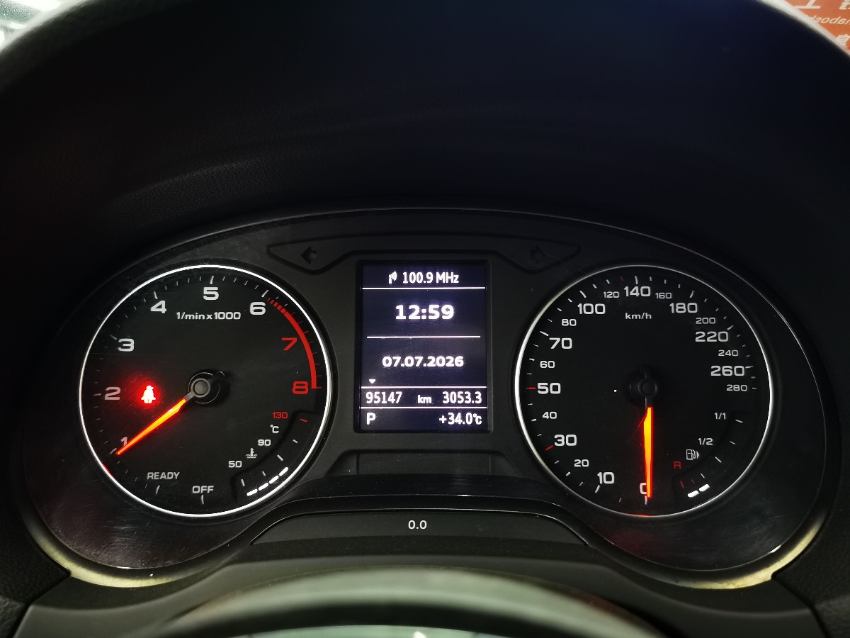 Audi A3 2017 car image #8