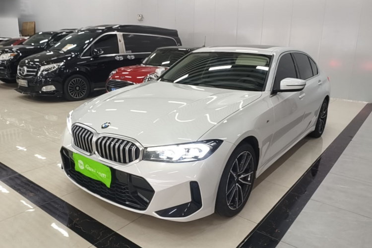 BMW 3 Series 2023 #2 BMW 3 Series 2023 car image #2