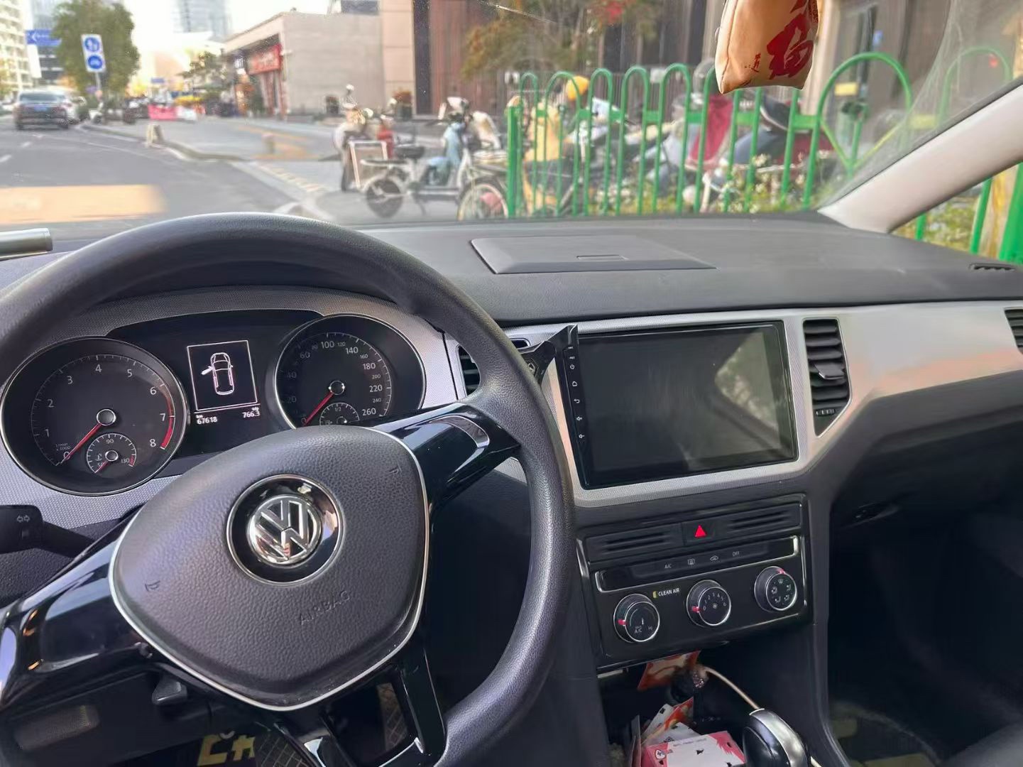 Volkswagen Golf Sportsvan 2019 #5 Volkswagen Golf Sportsvan 2019 car image #5