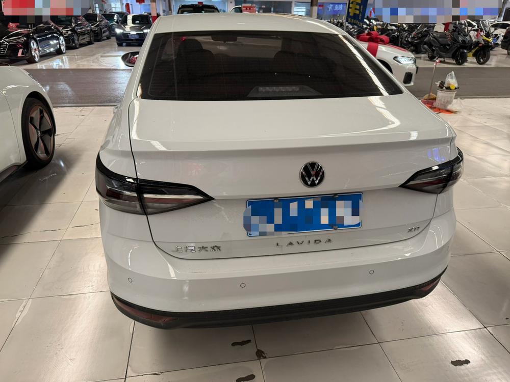 Volkswagen Lavida 2025 car image #4
