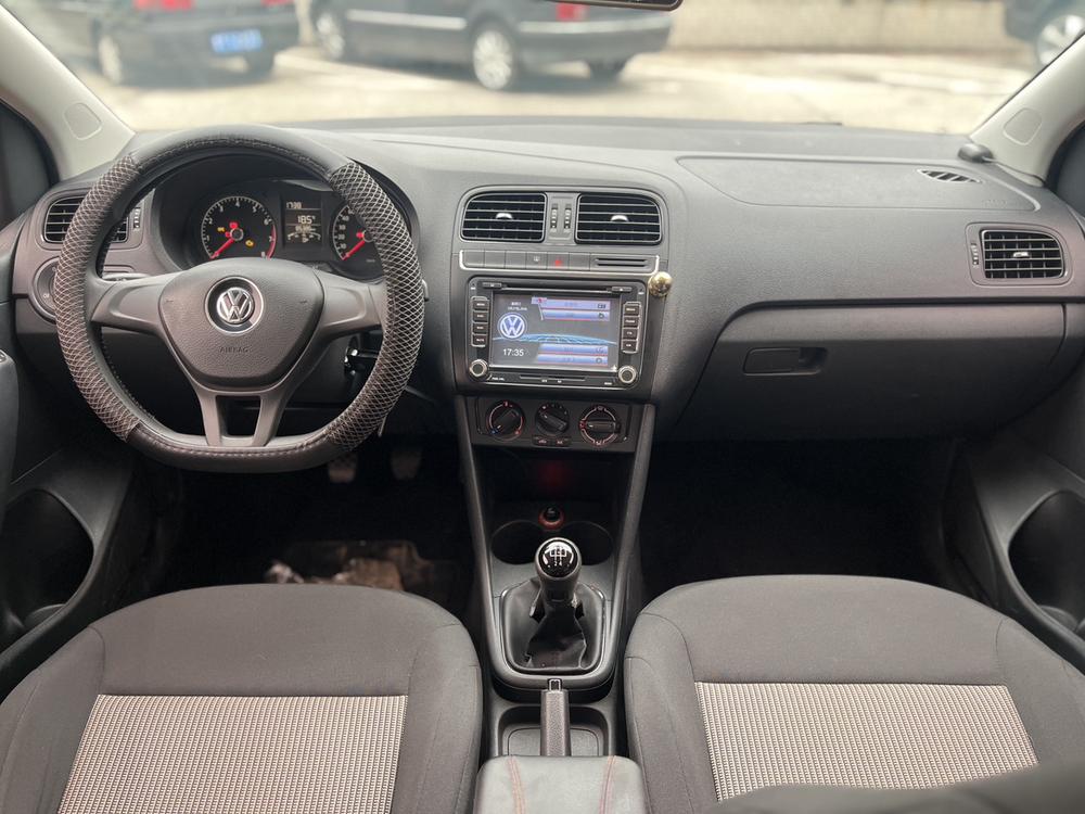 Volkswagen Polo 2015 #22 Volkswagen Polo 2015 car image #22
