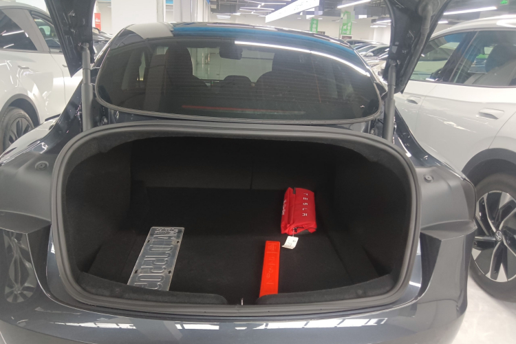 Tesla Model 3 2024 #19 Tesla Model 3 2024 immagine di auto #19