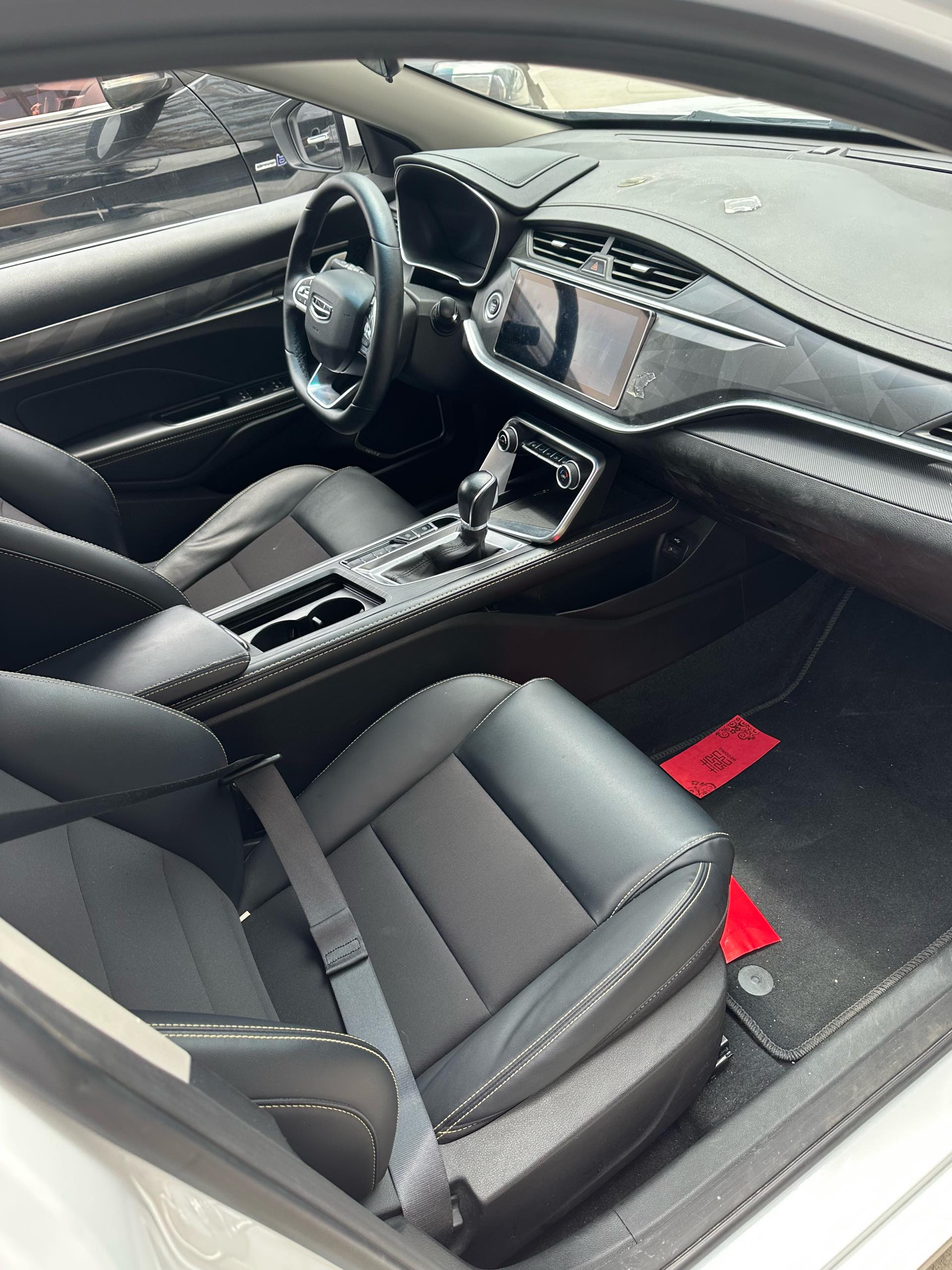 GEELY Binray 2021 car image #2