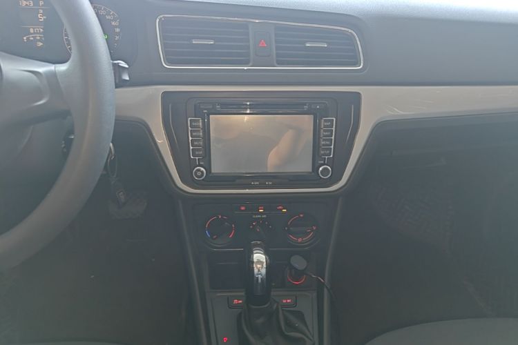Volkswagen Lavida 2017 #13 Volkswagen Lavida 2017 car image #13