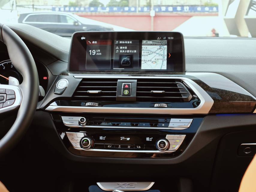 BMW X3 2019 #5 BMW X3 2019 car image #5