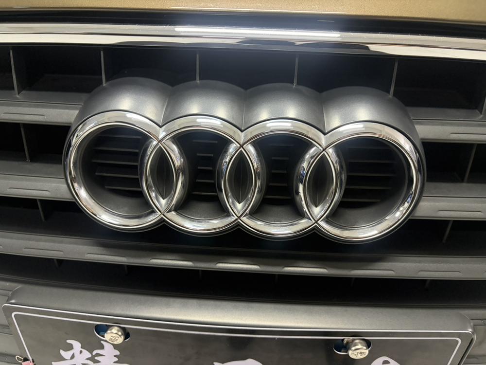 Audi Q3 2016 #11 Audi Q3 2016 car image #11