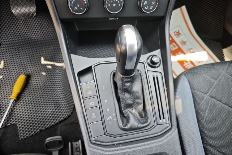 Volkswagen Lavida 2022 car image #14