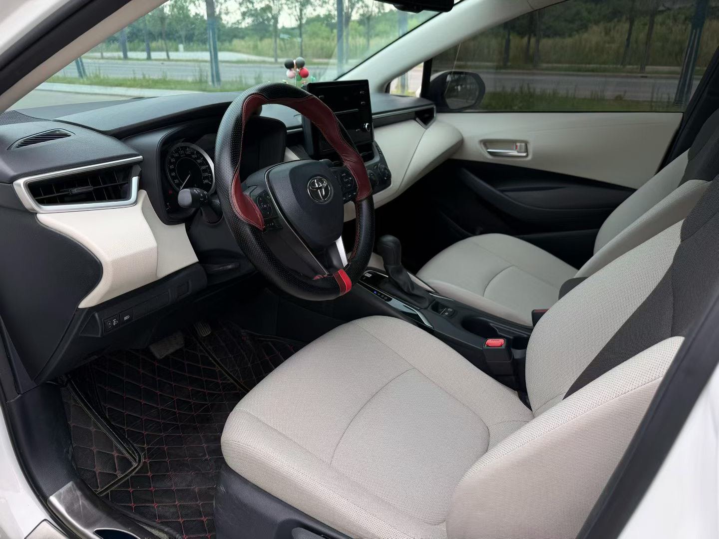 Toyota Corolla 2019 car image #4