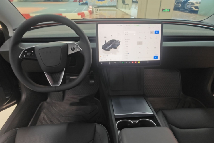 Tesla Model 3 2024 #10 Tesla Model 3 2024 car image #10