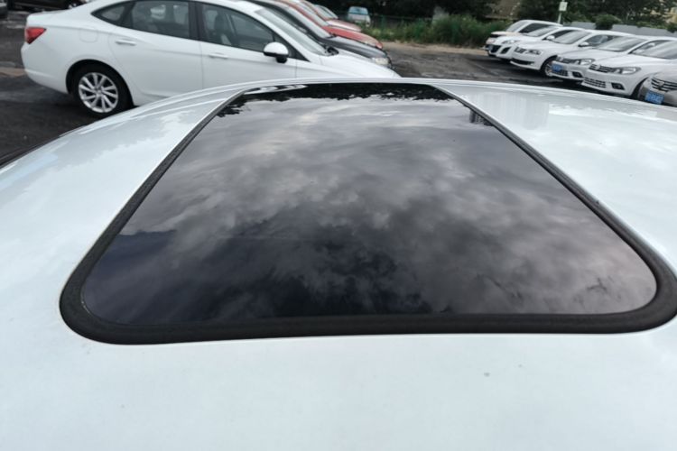 GEELY Emgrand 2016 #25 GEELY Emgrand 2016 car image #25