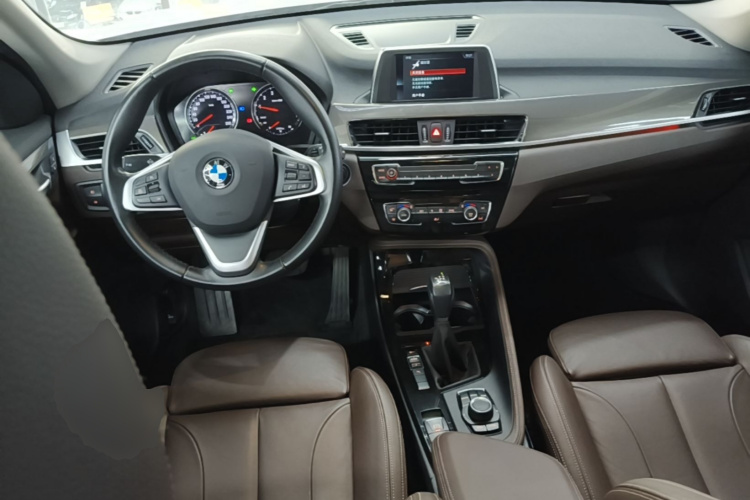 BMW X1 2019 immagine di auto #10