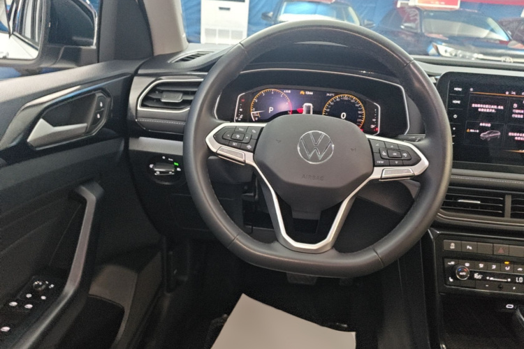 Volkswagen Tharu 2025 #11 Volkswagen Tharu 2025 imagen de coche #11