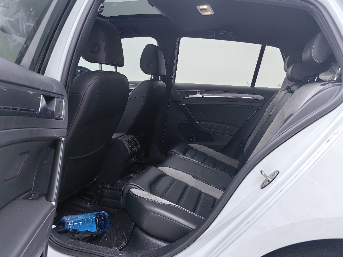 Volkswagen Golf 2019 #5 Volkswagen Golf 2019 car image #5