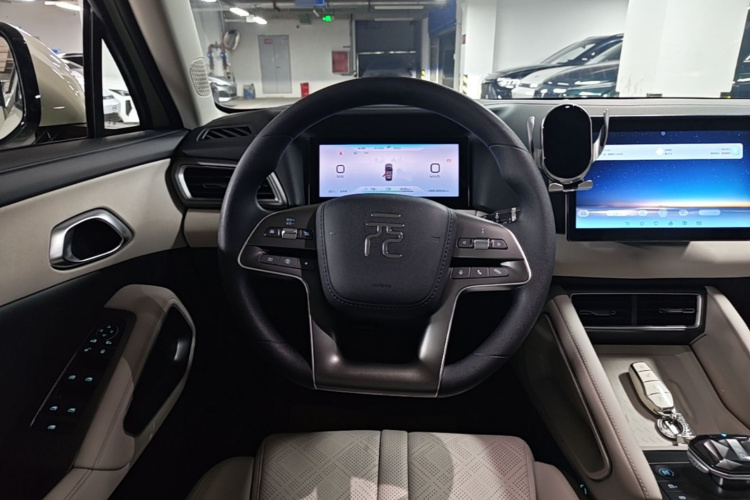 BYD YuanUP 2024 #11 BYD YuanUP 2024 изображение автомобиля #11