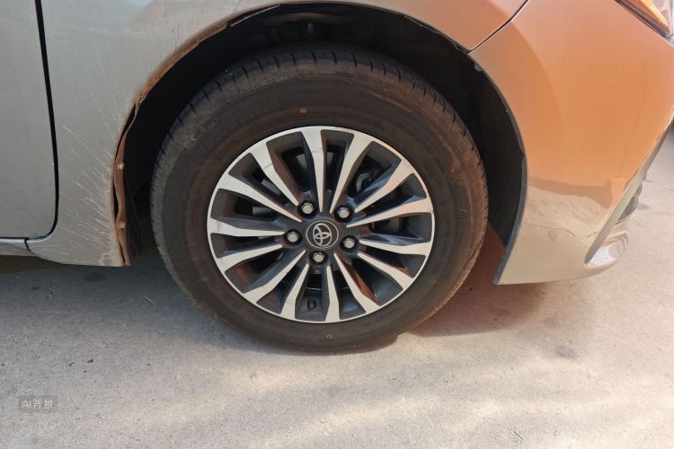 Toyota Corolla 2018 immagine di auto #9