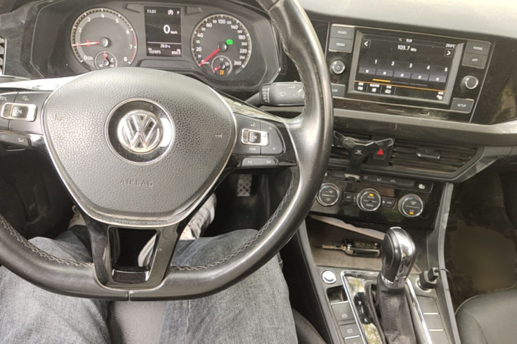 Volkswagen Bora 2019 #10 Volkswagen Bora 2019 car image #10
