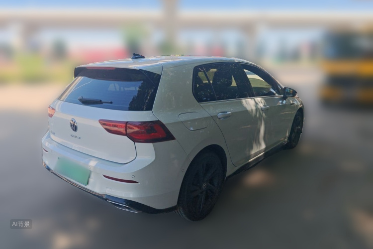 Volkswagen Golf 2022 car image #7