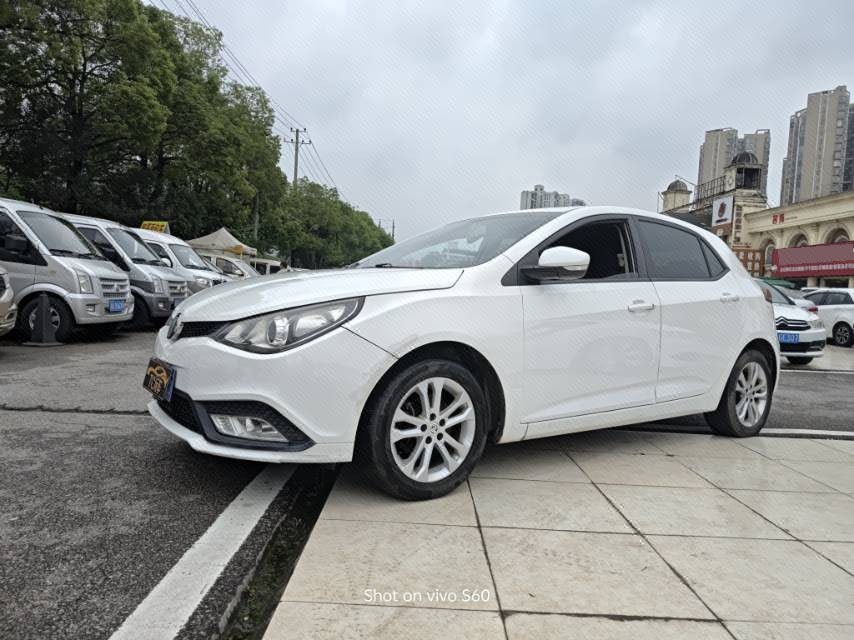 MG 5 2014 car image 